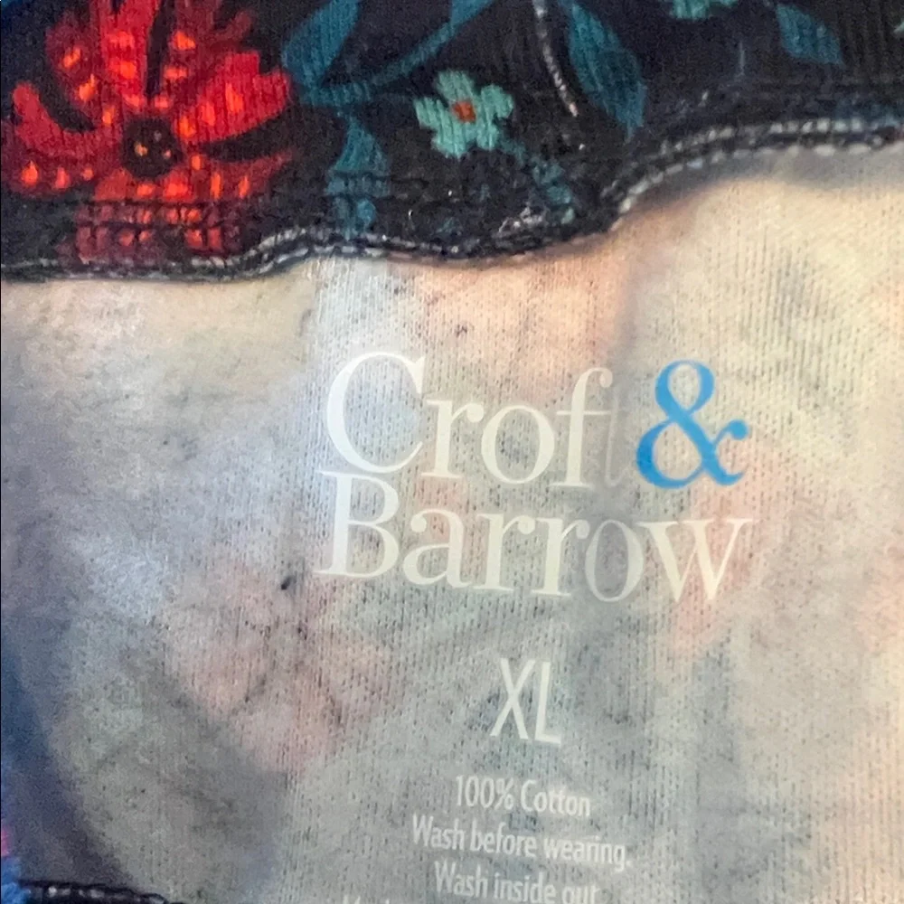 Croft & Barrow Red and Blue Floral Turtleneck - Picture 2 of 2